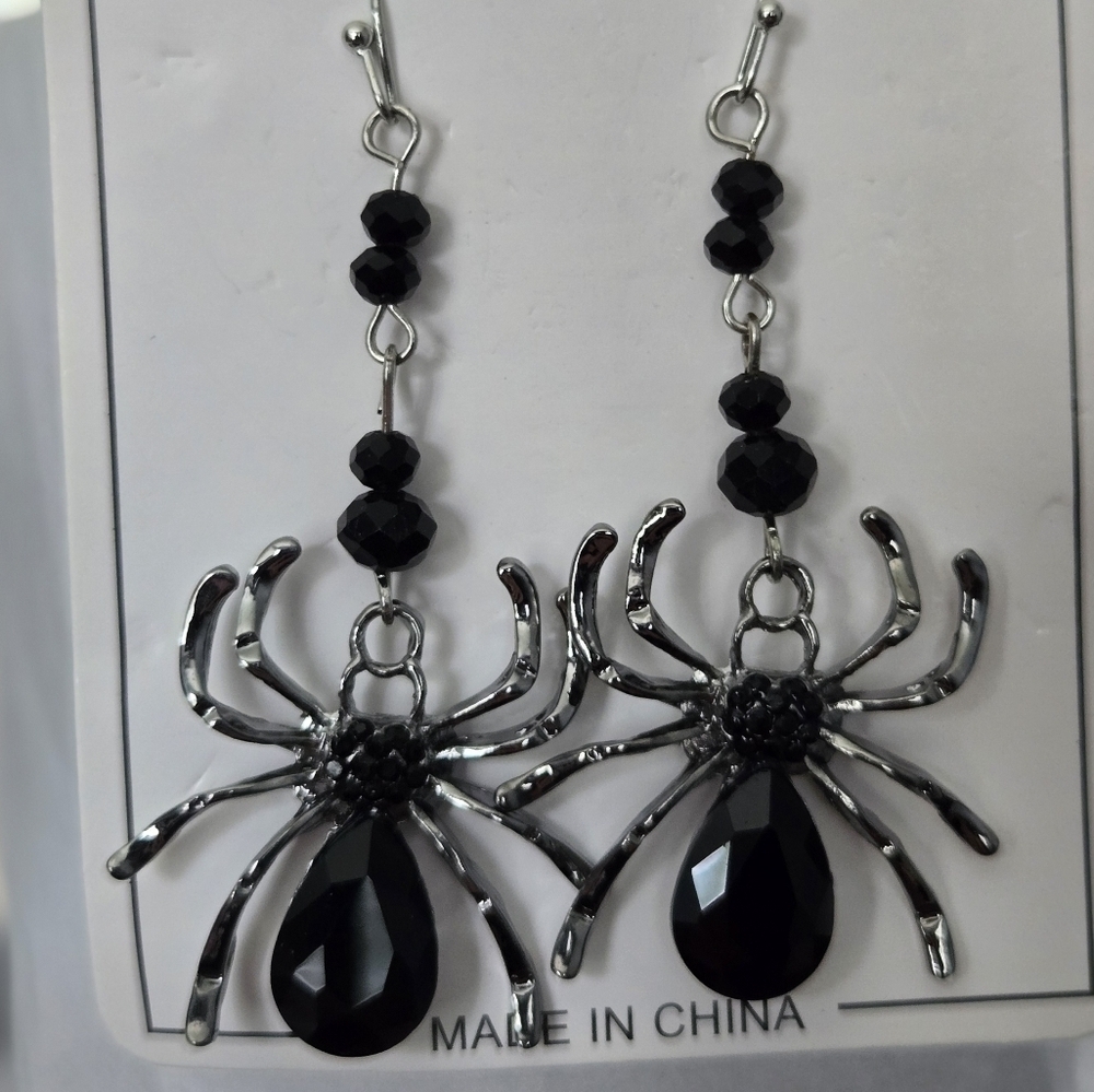 Elegant Black Spider Earrings